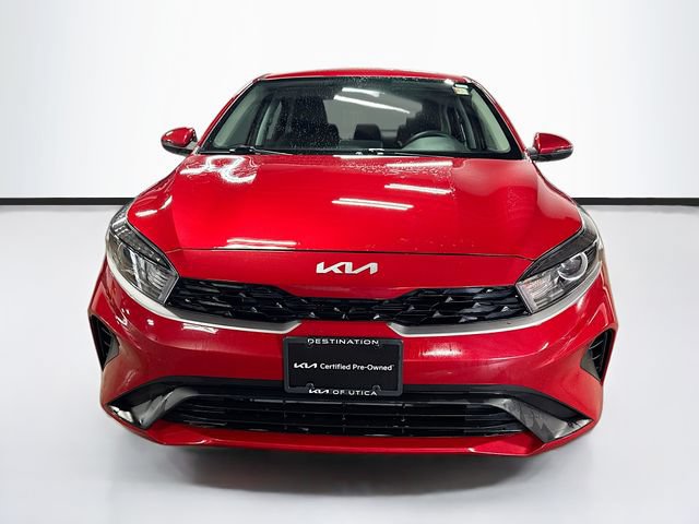 Used 2023 Kia Forte LXS w/ LXS Technology Package FWD image 2