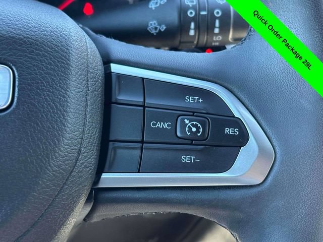 Used 2023 Jeep Compass Latitude AWD/4WD image 14