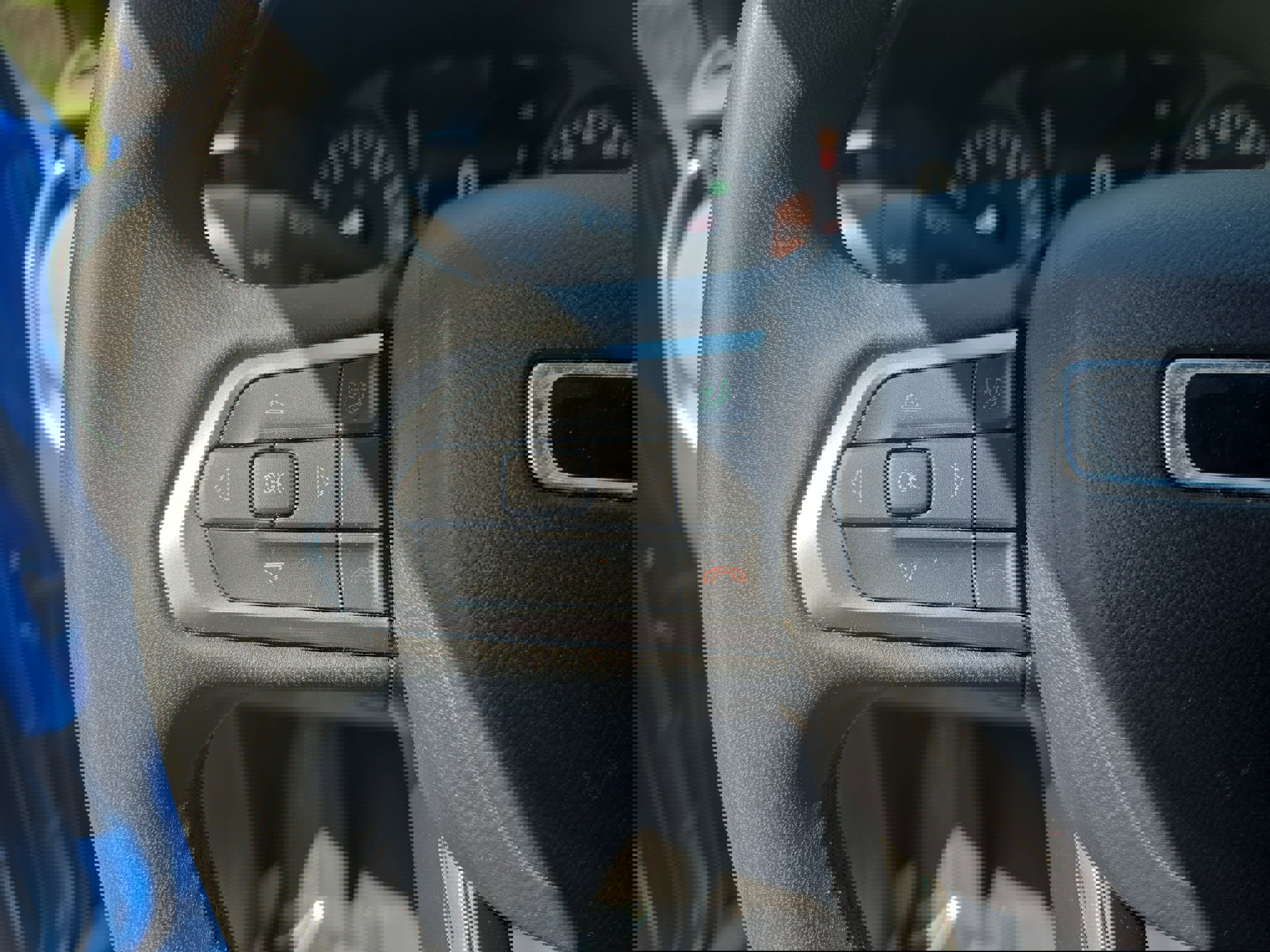 Used 2024 Jeep Compass Latitude image 16