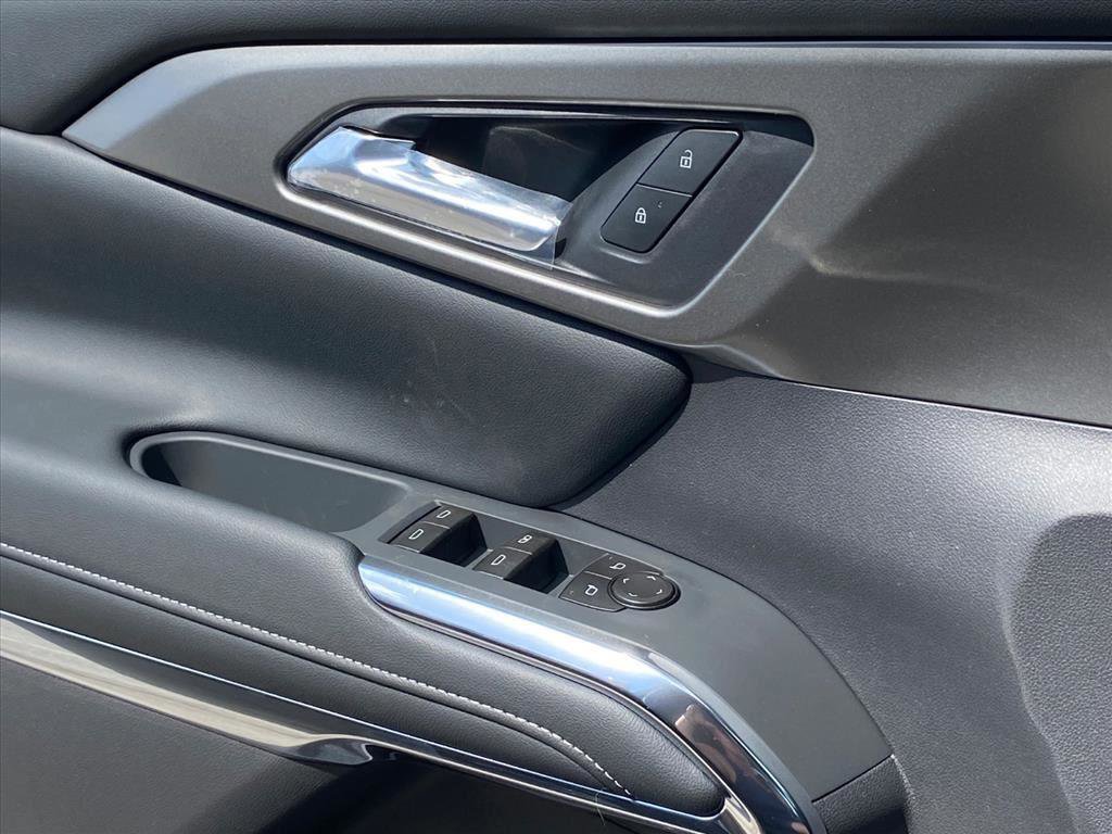 New 2026 Chevrolet Traverse LT w/ LPO, Floor Liner Package image 18