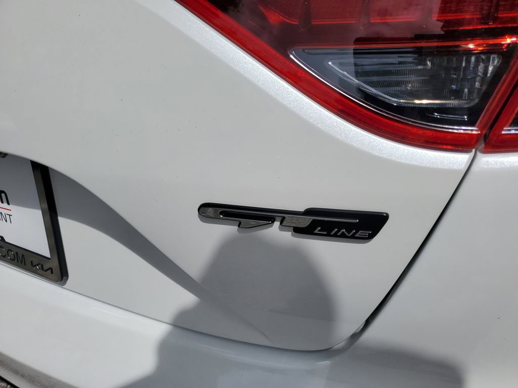 Used 2022 Kia Stinger GT-Line w/ Sun & Sound Package image 7