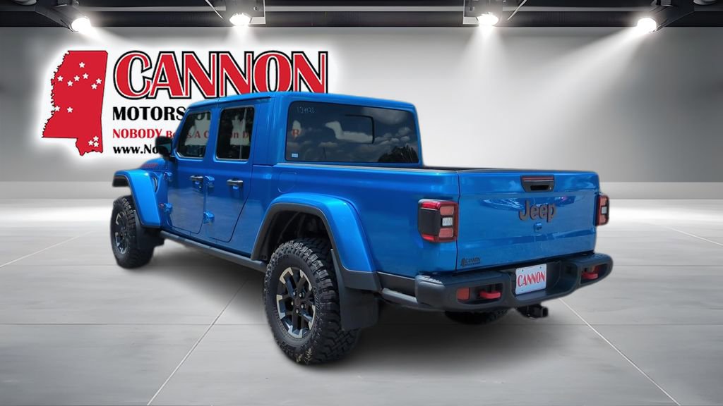 Used 2024 Jeep Gladiator Rubicon AWD/4WD image 7