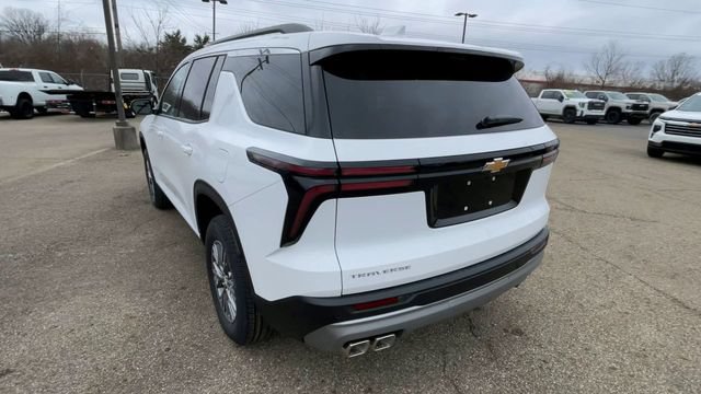 New 2026 Chevrolet Traverse LT w/ Driver Confidence Package FWD image 8