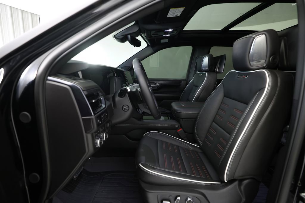 Used 2026 GMC Yukon AT4 Ultimate w/ LPO, Floor Liner Package image 19