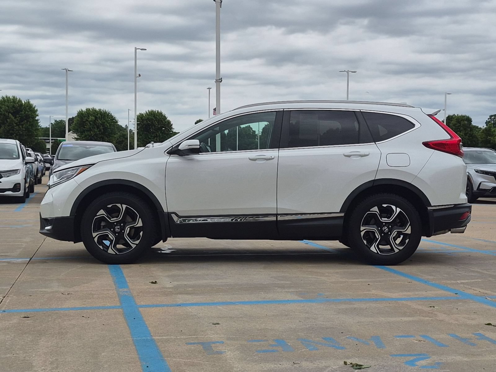Certified 2019 Honda CR-V Touring image 10
