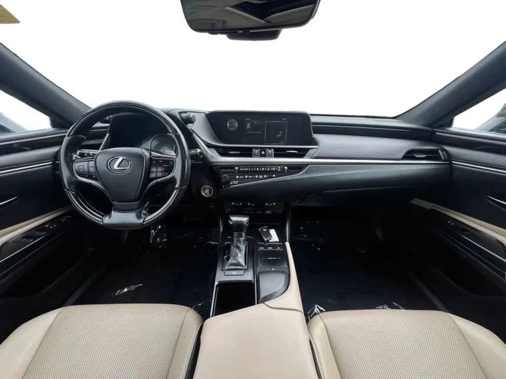 Used 2020 Lexus ES 350 w/ Premium Package FWD image 11