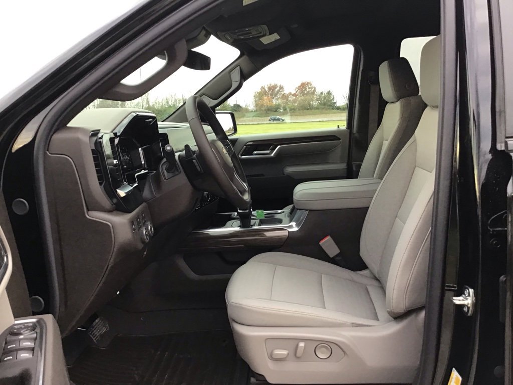 New 2026 Chevrolet Silverado 1500 LT w/ All Star Edition Plus image 27