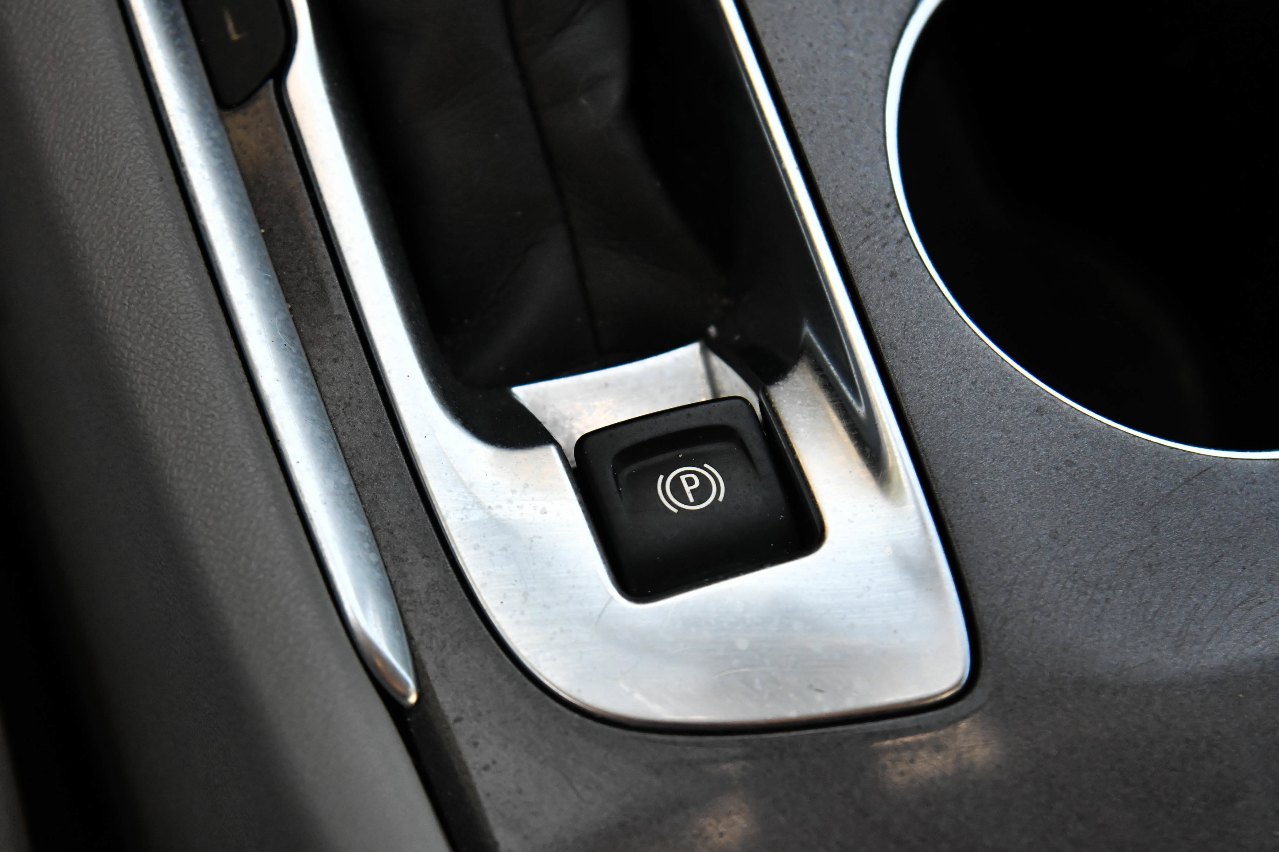 Used 2022 Chevrolet Malibu LT FWD image 25
