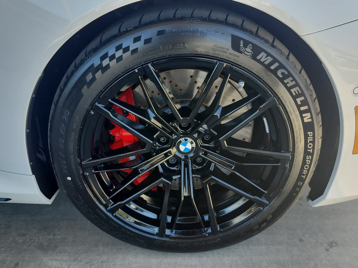 New 2027 BMW M5 Touring AWD/4WD image 8