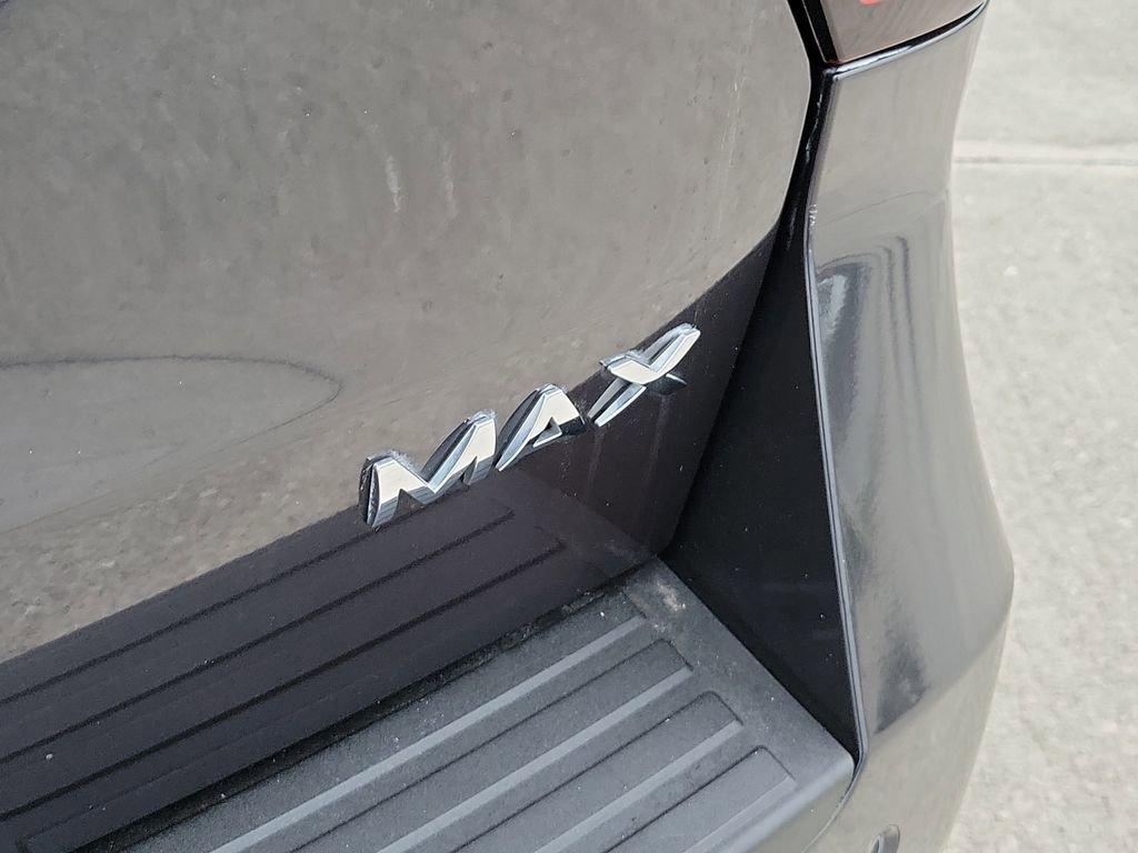 Used 2024 Ford Expedition Max XLT image 8