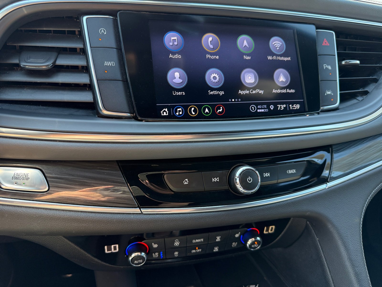 Used 2024 Buick Enclave Premium image 12