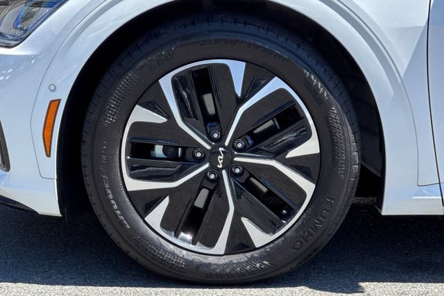 Used 2023 Kia EV6 GT-Line w/ GT-Line Suede Seat Package RWD image 26