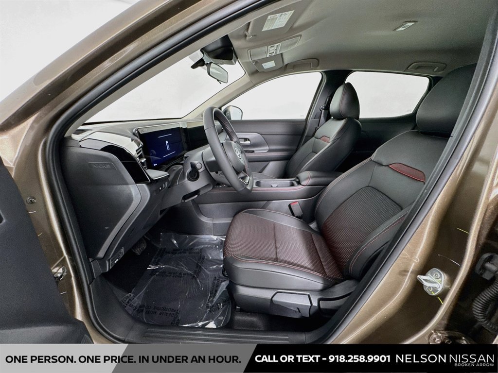New 2026 Nissan Kicks SR FWD image 19