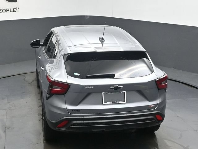 New 2026 Chevrolet Trax RS w/ Sunroof Package FWD image 35