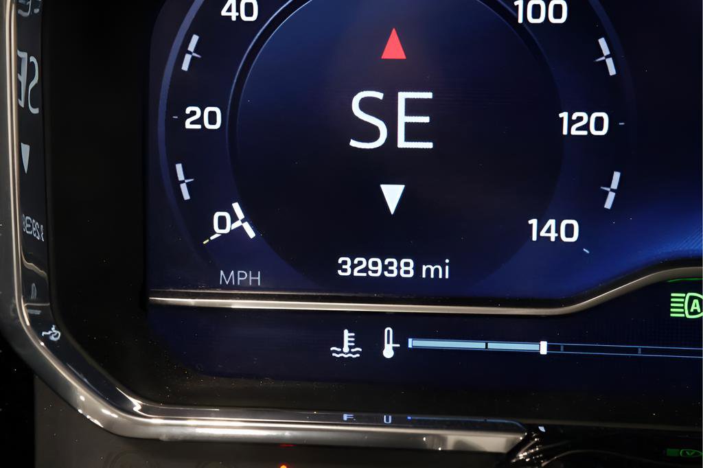 Used 2025 Chevrolet Silverado 3500 High Country w/ Technology Package AWD/4WD image 16