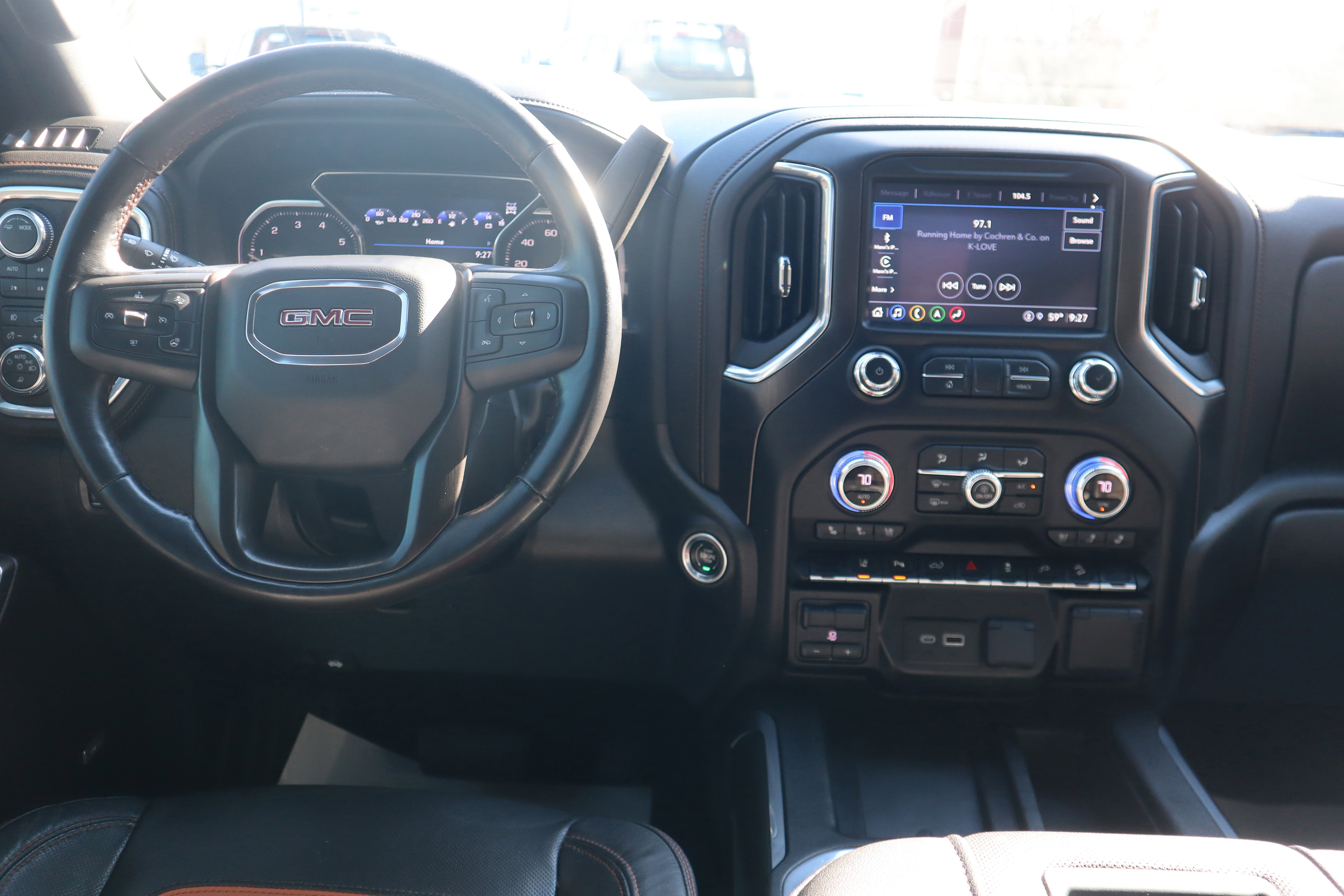 Used 2022 GMC Sierra 2500 AT4 w/ AT4 Premium Plus Package image 13