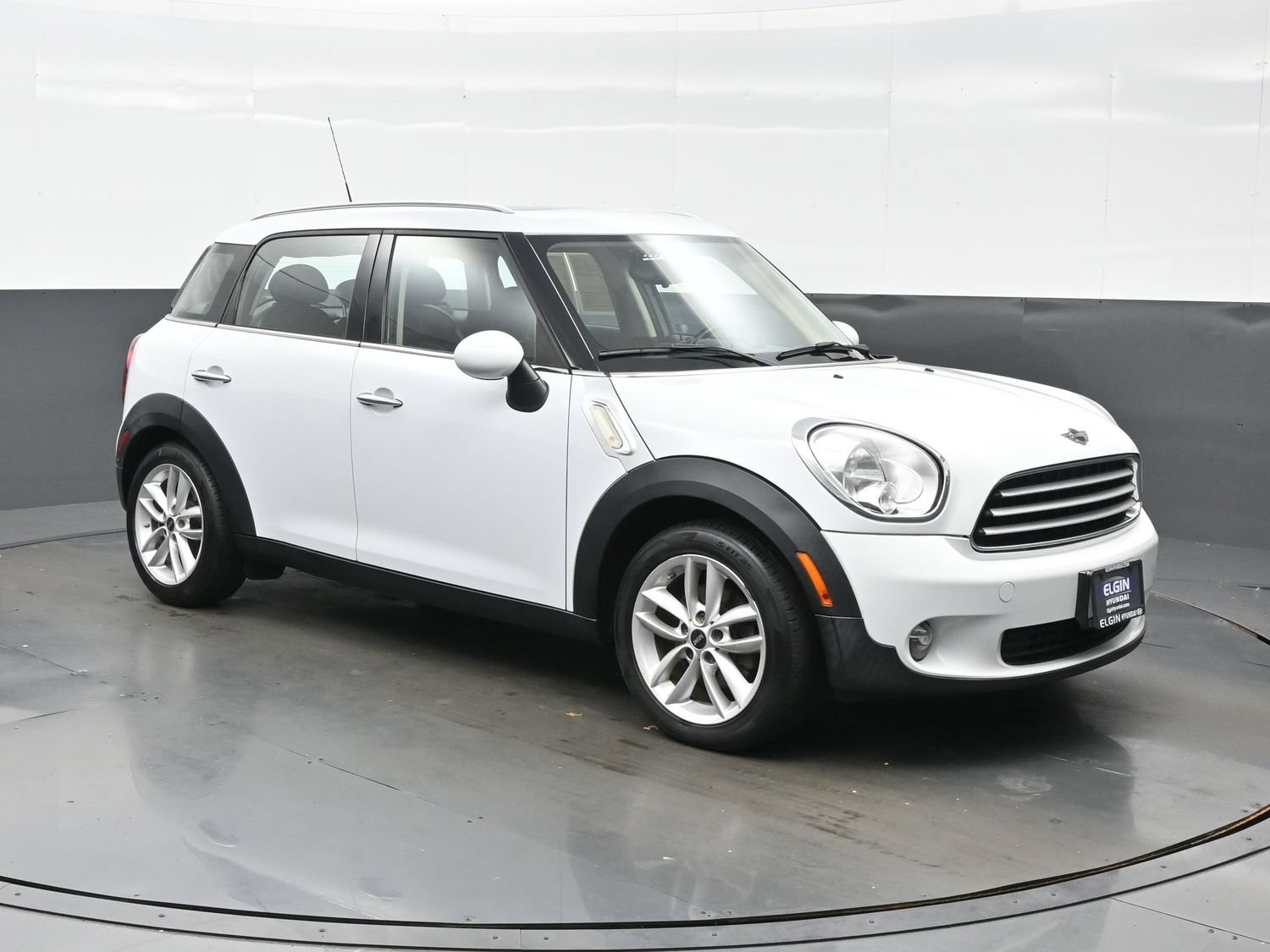 Used 2012 MINI Cooper Countryman FWD image 8