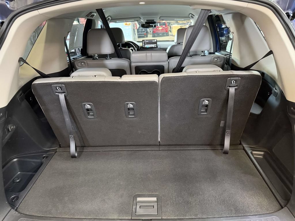Used 2025 Honda Pilot EX-L image 20