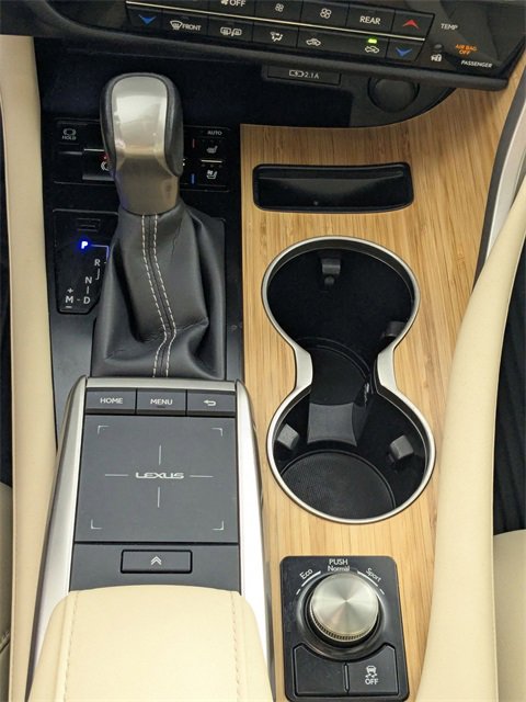 Used 2022 Lexus RX 350L FWD w/ Premium Package image 24