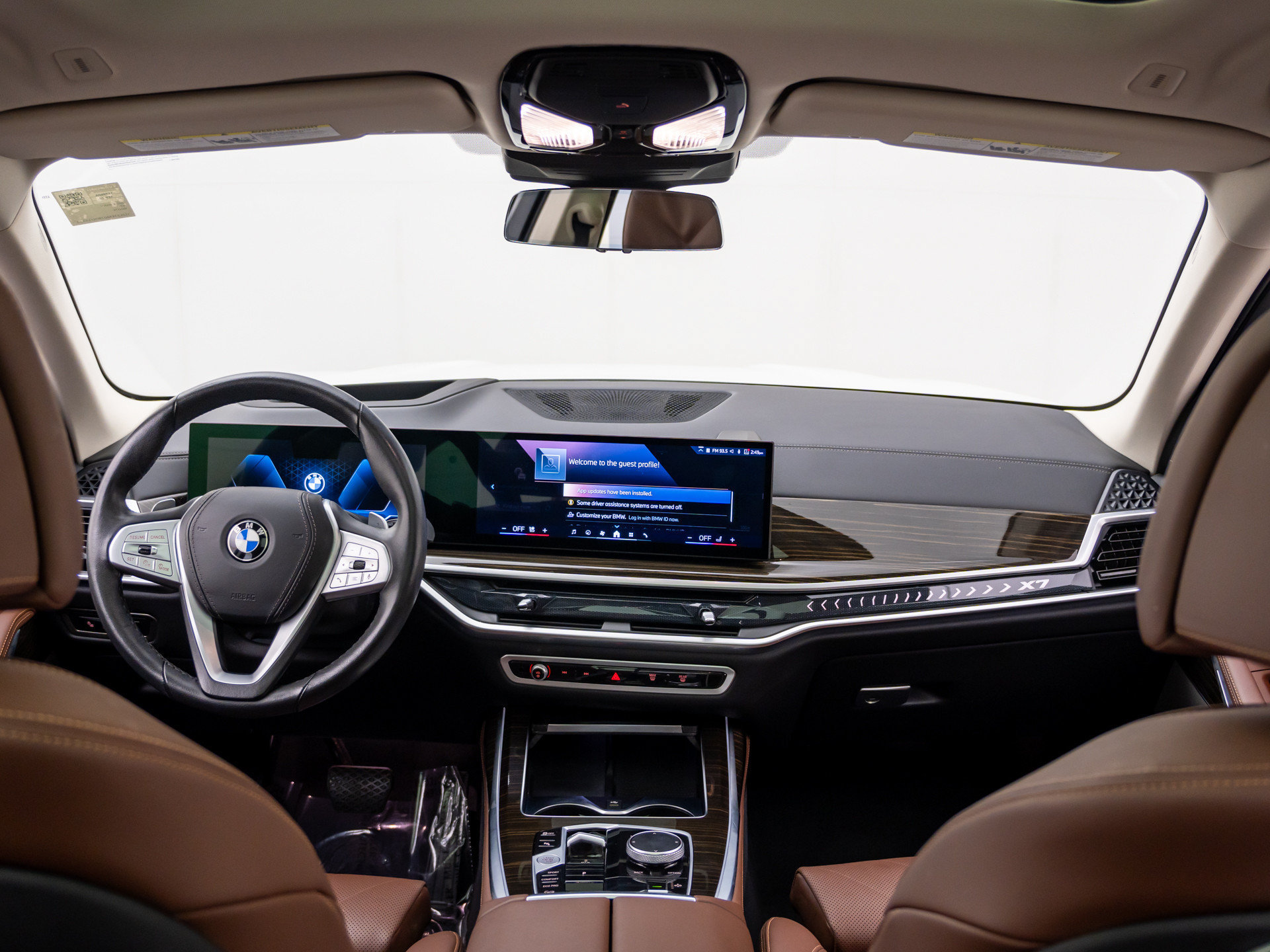 Certified 2024 BMW X7 xDrive40i w/ Premium Package AWD/4WD image 10