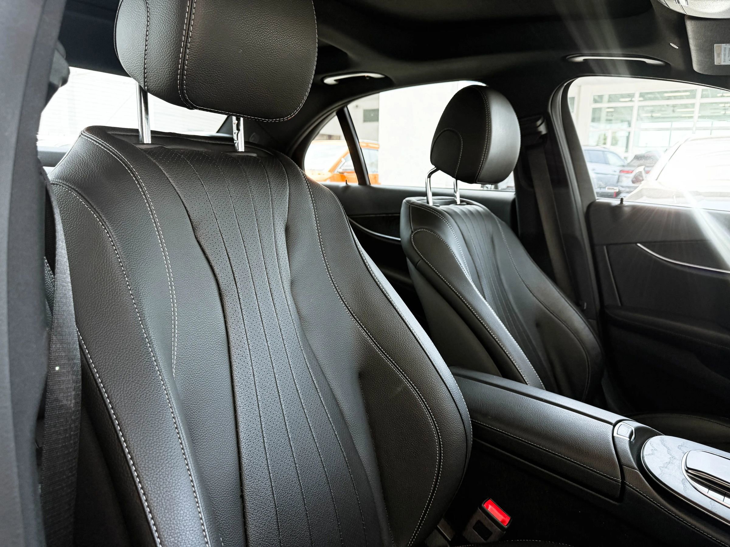 Used 2023 Mercedes-Benz E 450 4MATIC Sedan image 30