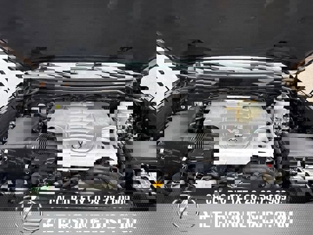 Used 2016 Toyota Land Cruiser image 10