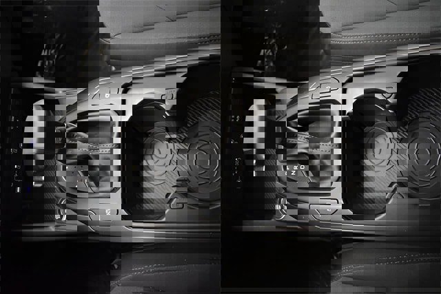 Used 2025 Kia K4 image 30