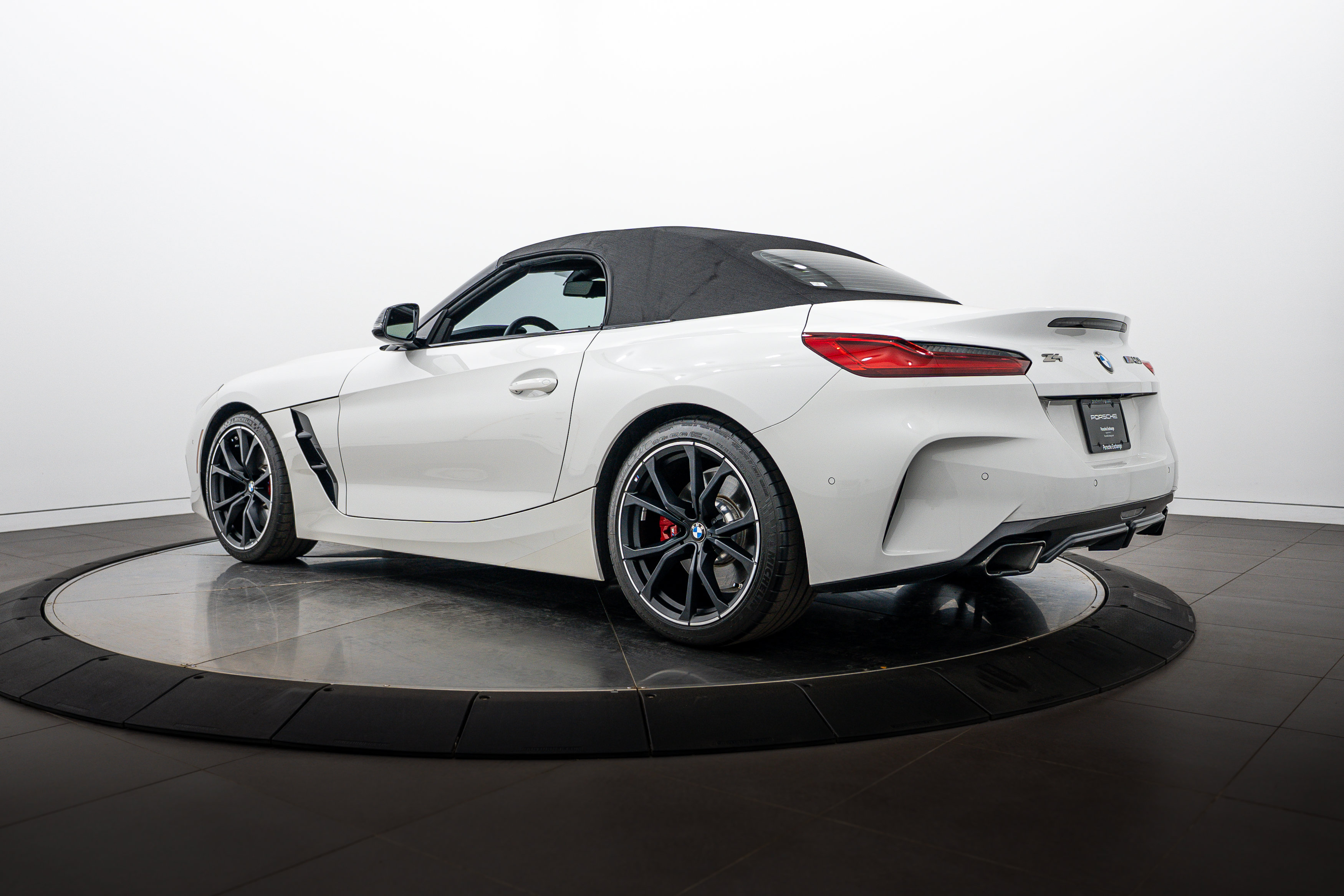 Used 2023 BMW Z4 M40i w/ Premium Package RWD image 28