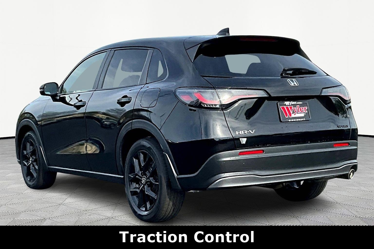 Used 2025 Honda HR-V Sport image 4
