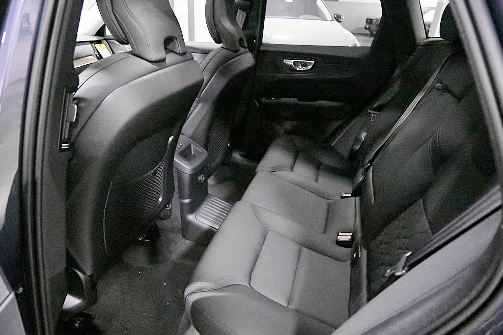 New 2026 Volvo XC60 T8 Plus w/ Climate Package AWD/4WD image 20