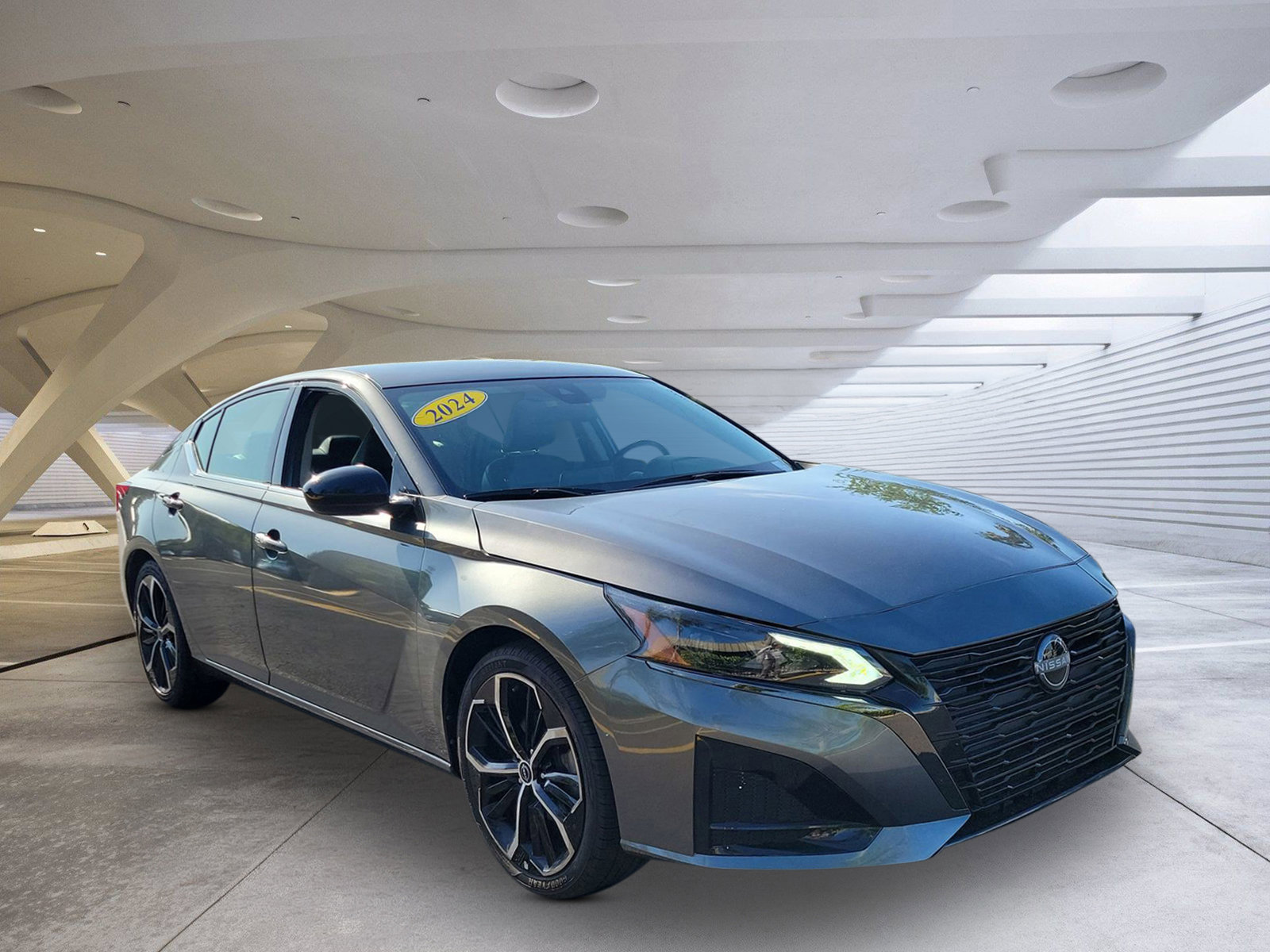 Used 2024 Nissan Altima 2.5 SR