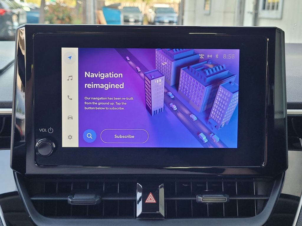 Used 2025 Toyota Corolla LE w/ Convenience Package image 16