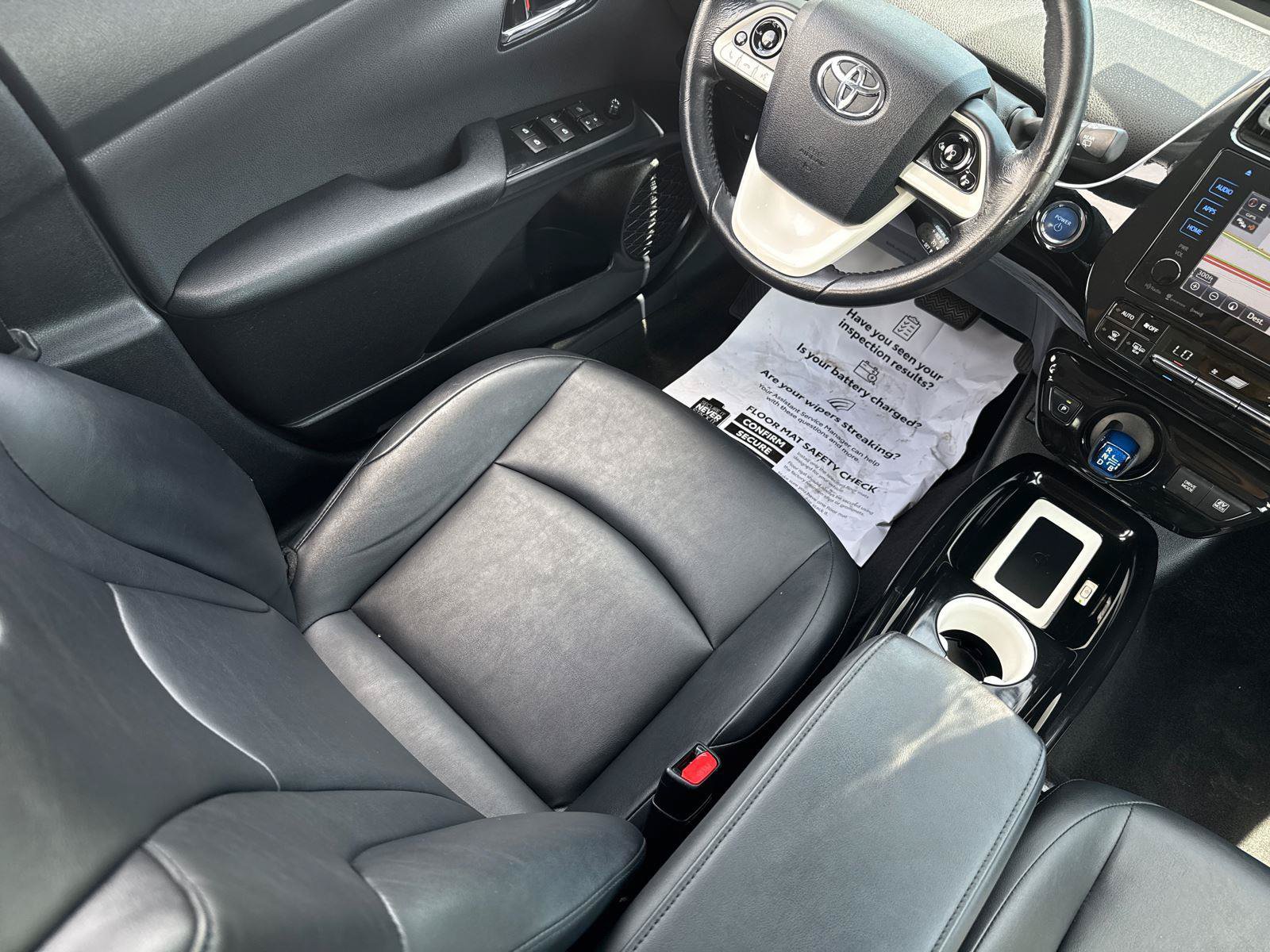 Used 2016 Toyota Prius Four FWD image 27