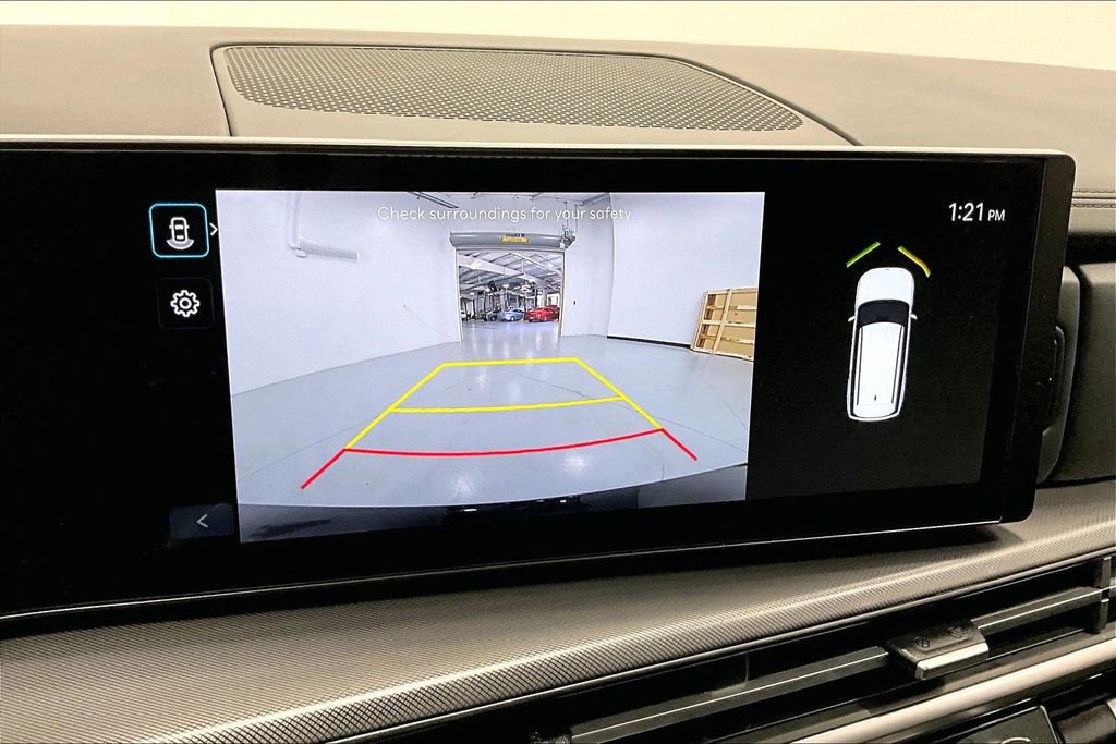 Certified 2025 Hyundai Santa Fe XRT image 30