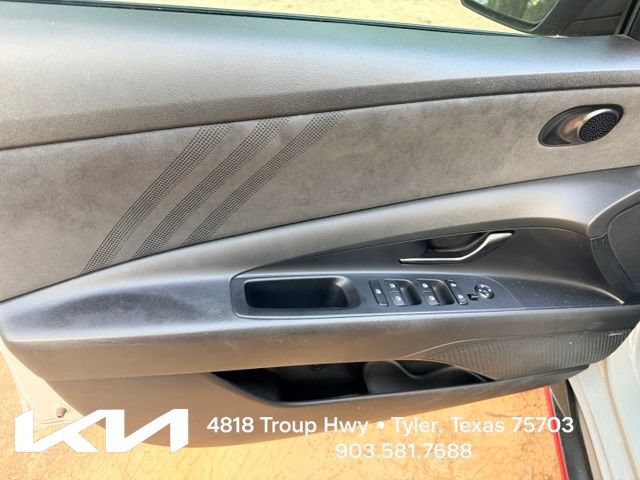 Used 2022 Hyundai Elantra N w/ Preferred Accessory Package FWD image 15