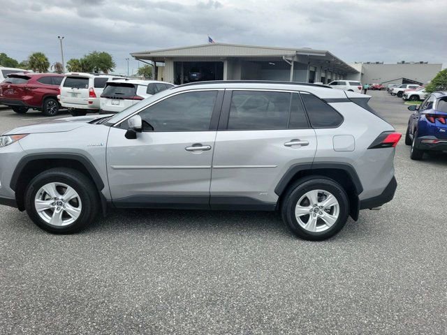 Used 2020 Toyota RAV4 XLE w/ Convenience Package AWD/4WD image 13