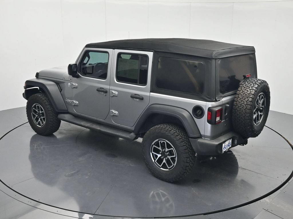 Used 2018 Jeep Wrangler Unlimited Sport S AWD/4WD image 34