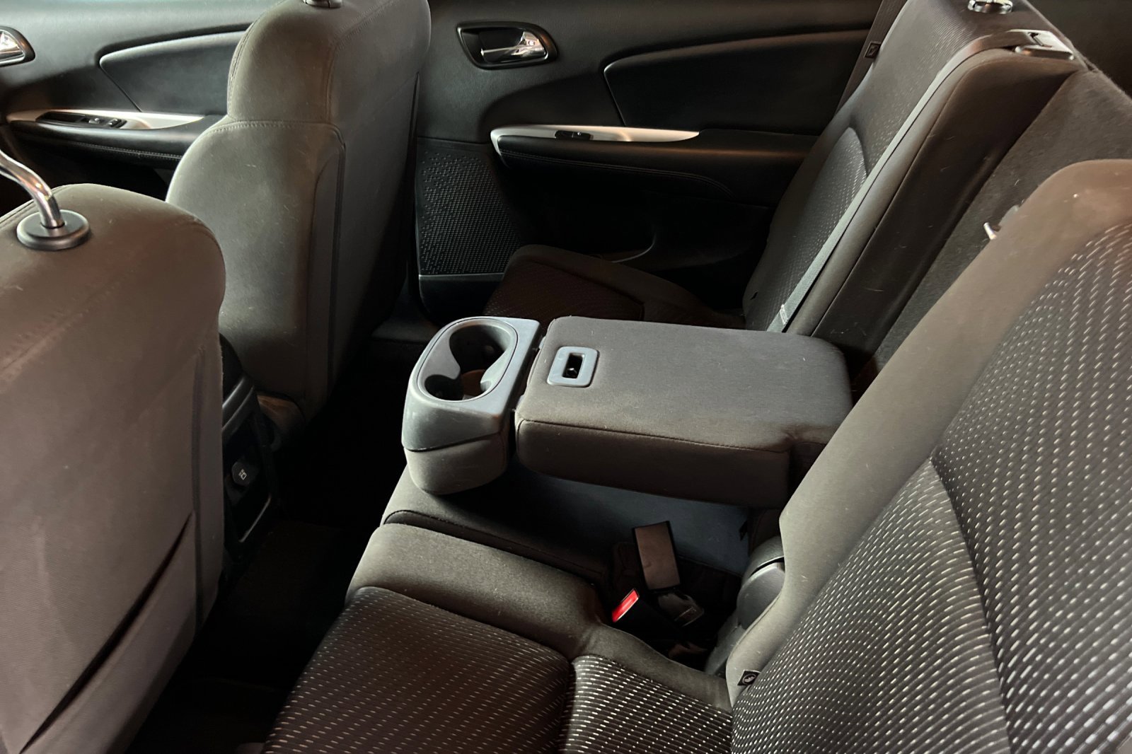 Used 2018 Dodge Journey SE w/ Popular Equipment Group image 14