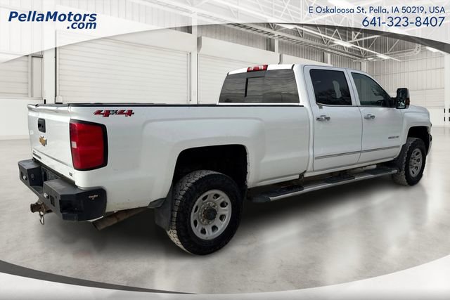 Used 2018 Chevrolet Silverado 2500 LTZ image 3