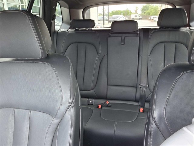Used 2021 BMW X5 sDrive40i w/ Luxury Seating Package 2 image 21