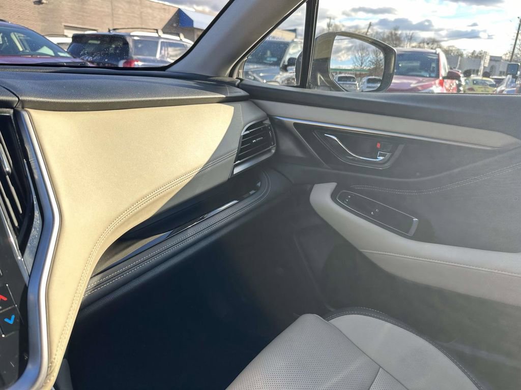 Used 2023 Subaru Outback Limited image 27