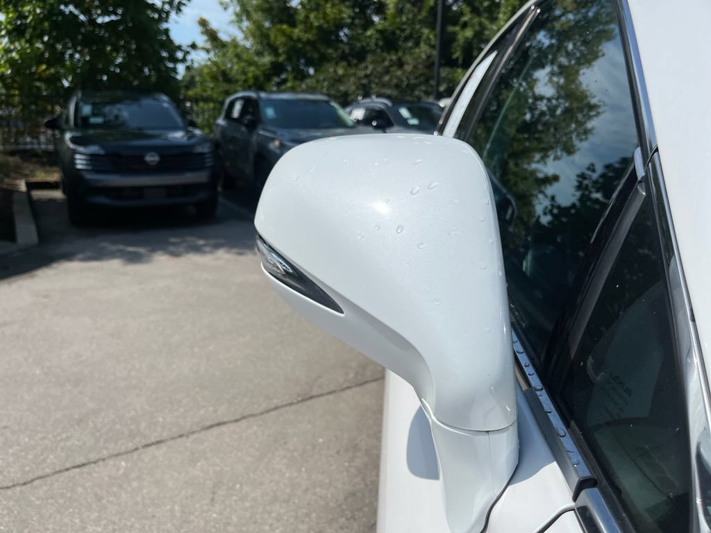 Used 2011 Lexus RX 350 2WD image 37