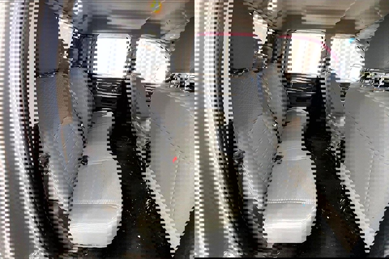 Used 2019 RAM 1500 Classic SLT image 25