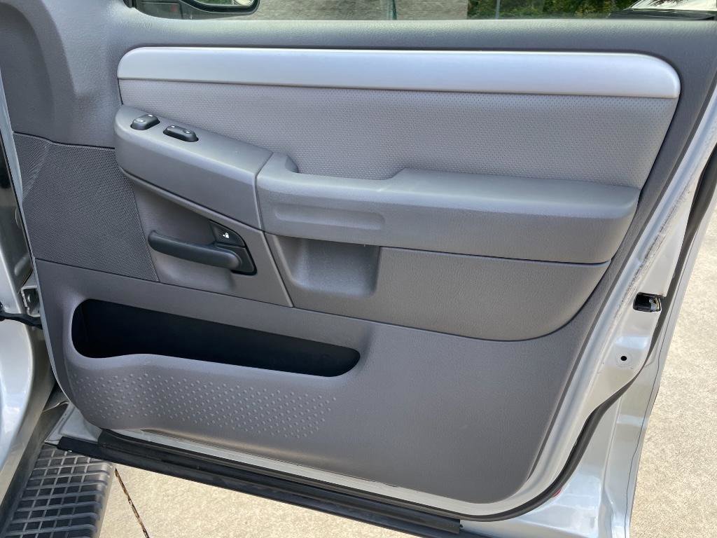 Used 2002 Mercury Mountaineer 2WD V8 image 27