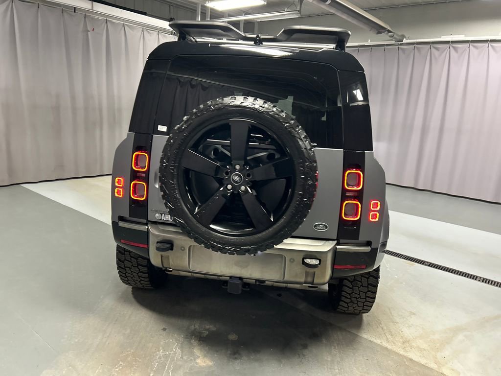 Used 2023 Land Rover Defender 90 X image 6