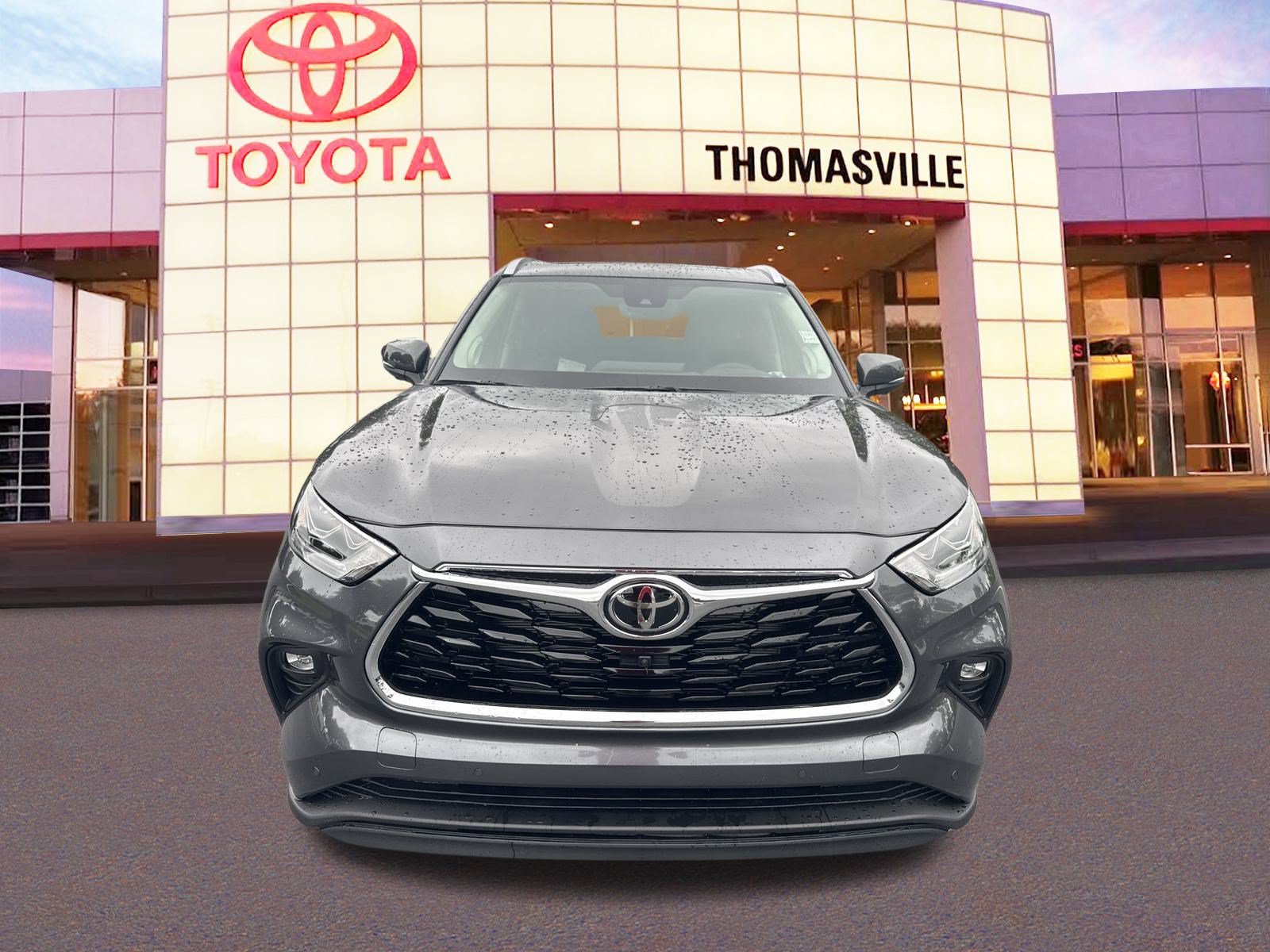 New 2025 Toyota Highlander Limited AWD/4WD image 2