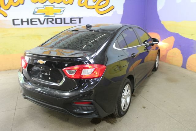 Used 2017 Chevrolet Cruze LT w/ LT True North Edition FWD image 5