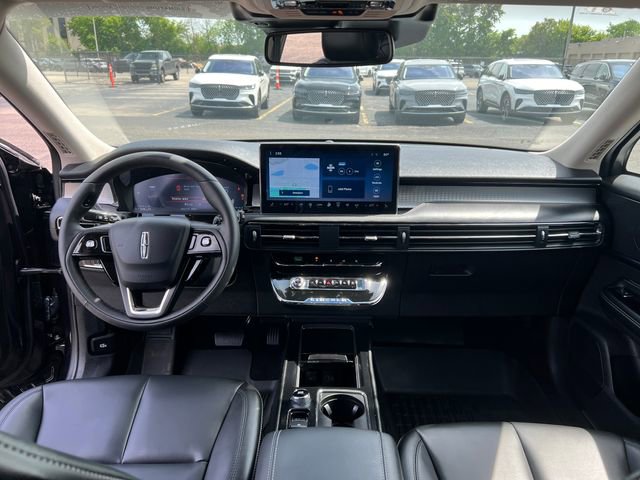 Certified 2024 Lincoln Corsair AWD image 17