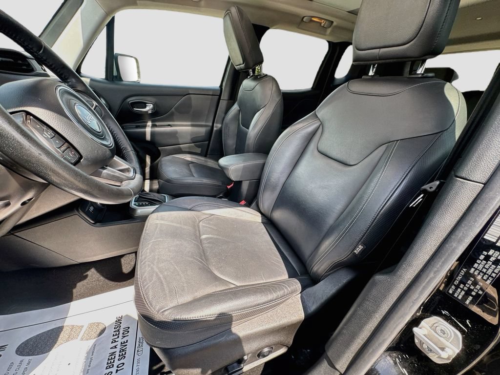 Used 2018 Jeep Renegade Limited w/ UConnect 8.4 Nav Group AWD/4WD image 22