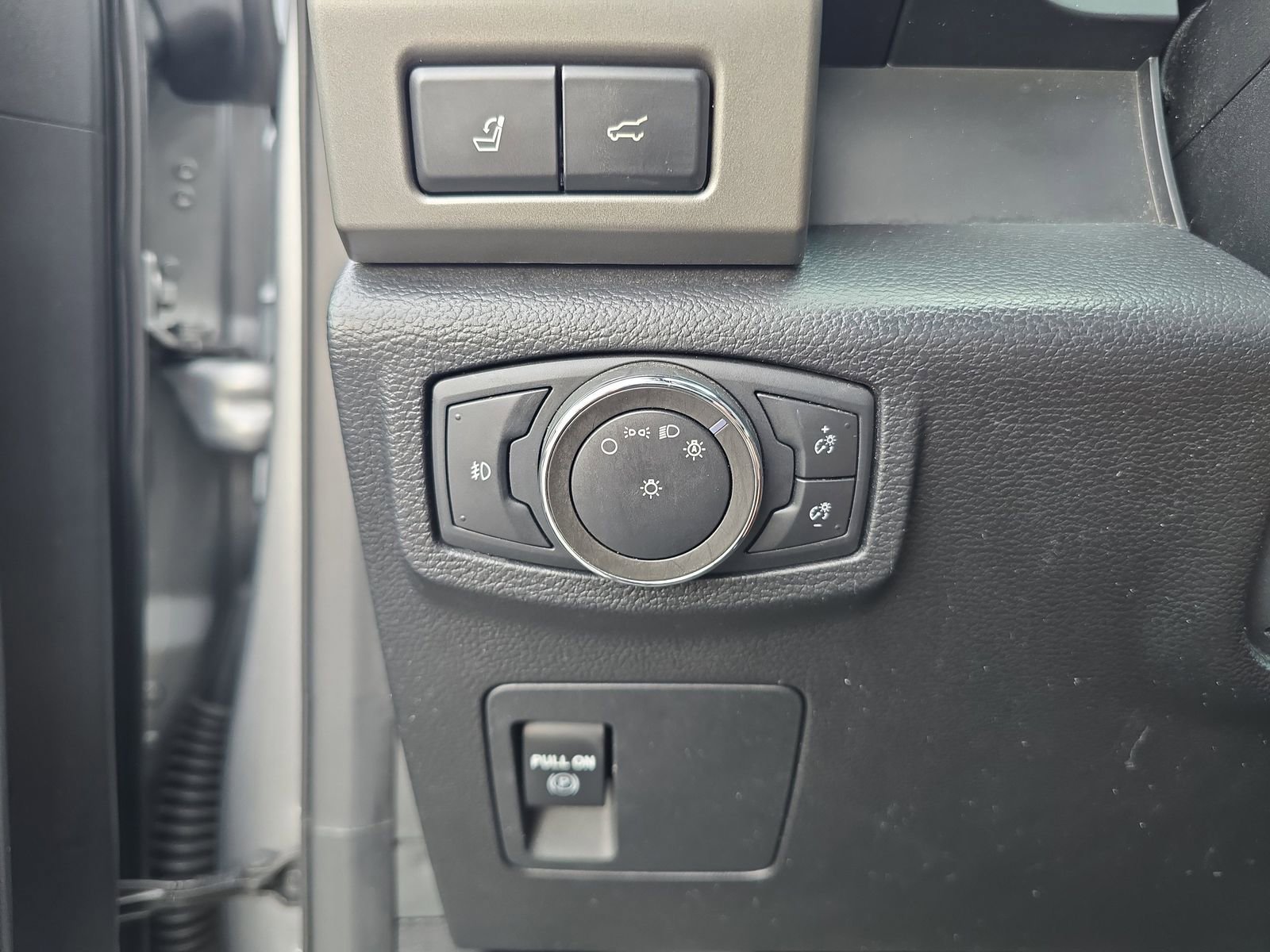 Used 2020 Ford Expedition Max XLT w/ Equipment Group 202A image 23